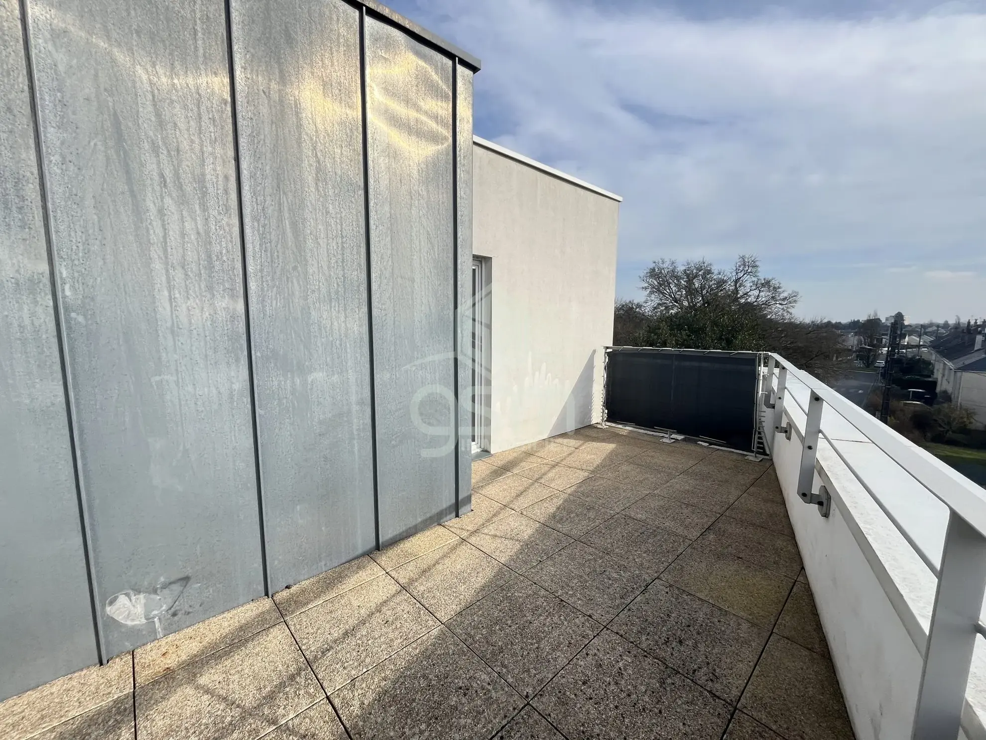 Appartement 2 Chambres avec Terrasse et Parking à Joué-lès-Tours 