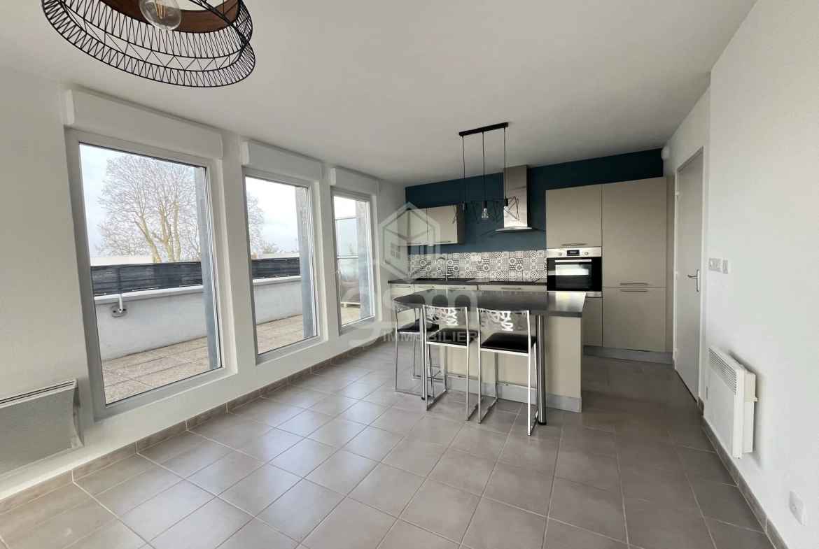 Appartement 2 Chambres avec Terrasse et Parking à Joué-lès-Tours 