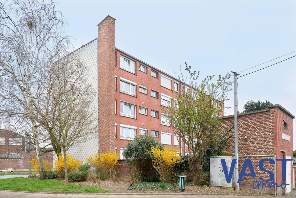 Appartement T2 de 39 m² à vendre à Tourcoing - Lumineux, proche commodités 