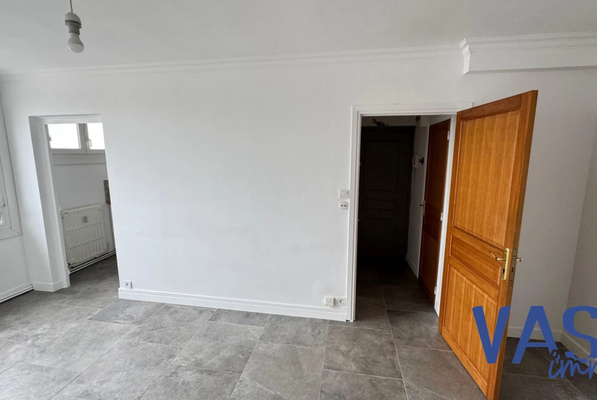 Appartement T2 de 39 m² à vendre à Tourcoing - Lumineux, proche commodités 