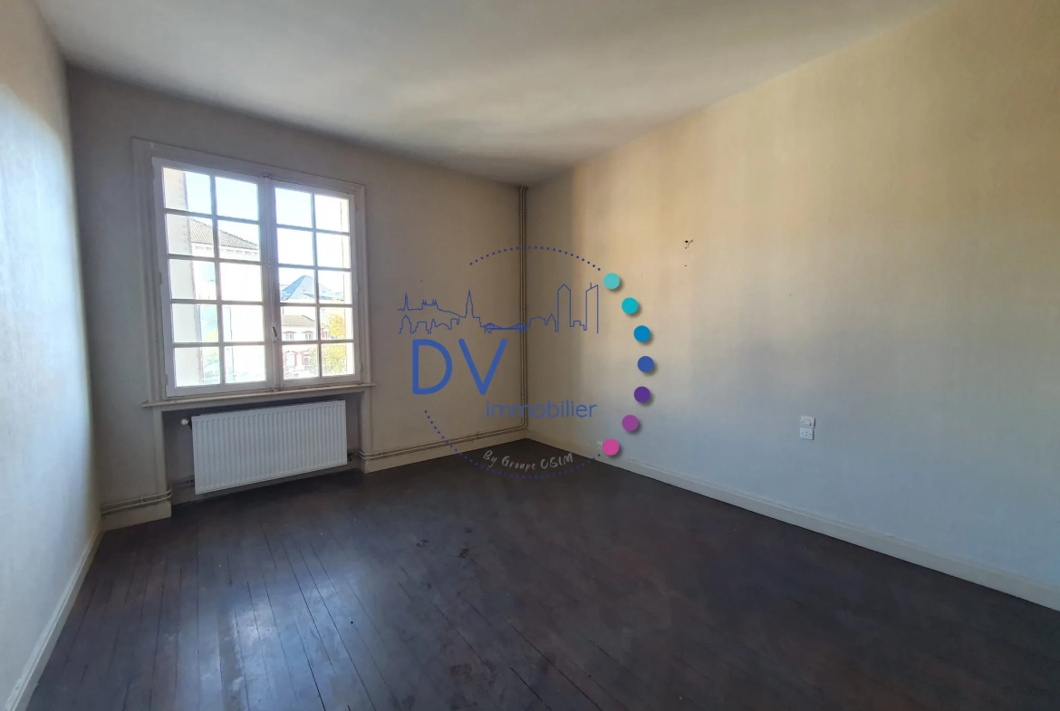 Maison ancienne à rénover à Amplepuis à seulement 485 €/m² 