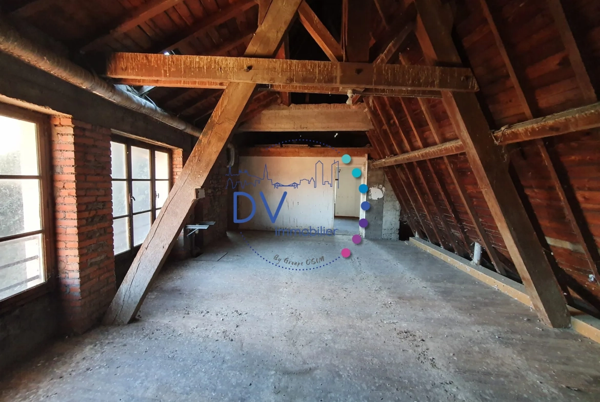 Maison ancienne à rénover à Amplepuis à seulement 485 €/m² 