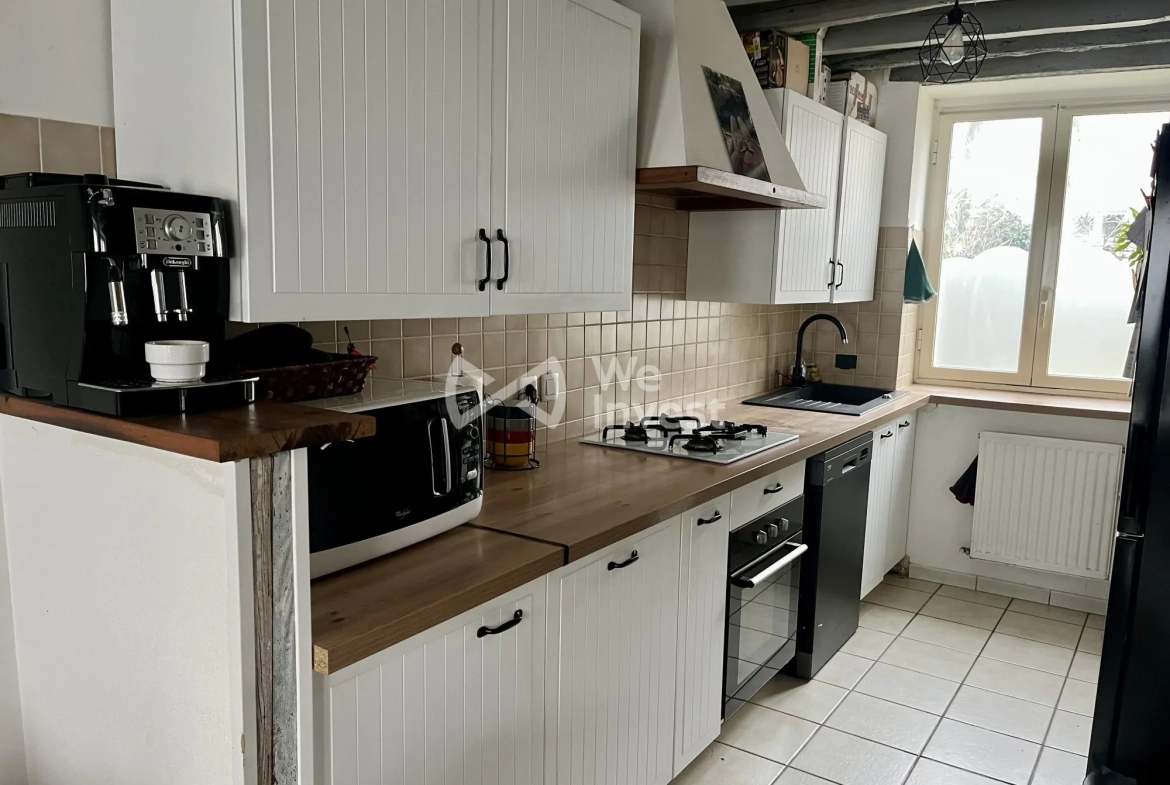 Maison ancienne à vendre à Mouroux de 80 m² avec terrain et parking 