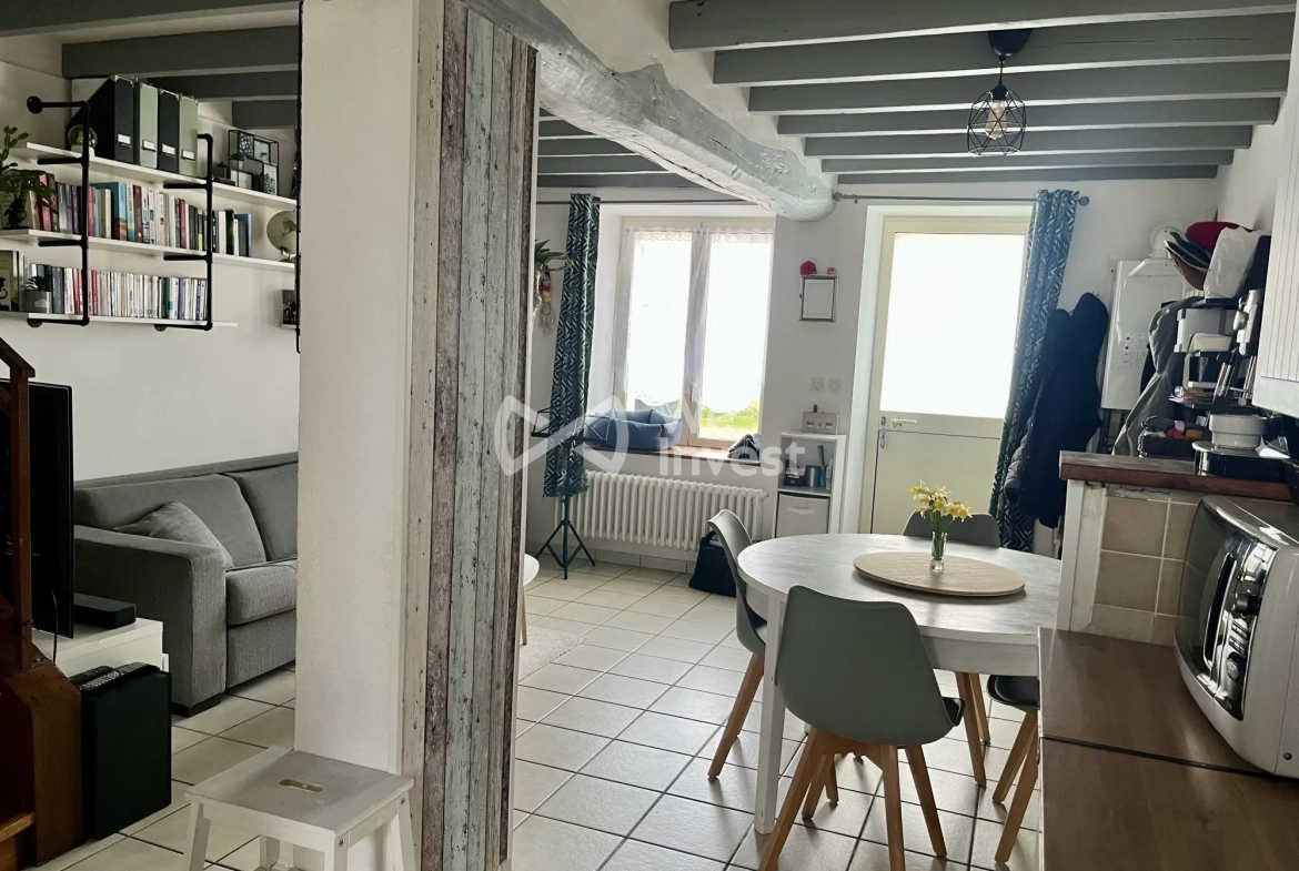 Maison ancienne à vendre à Mouroux de 80 m² avec terrain et parking 