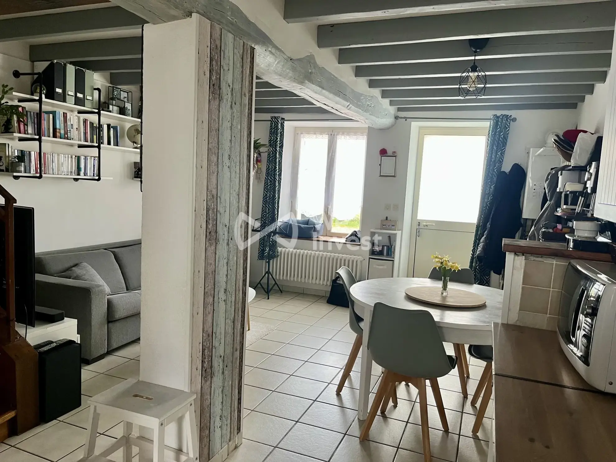 Maison ancienne à vendre à Mouroux de 80 m² avec terrain et parking 