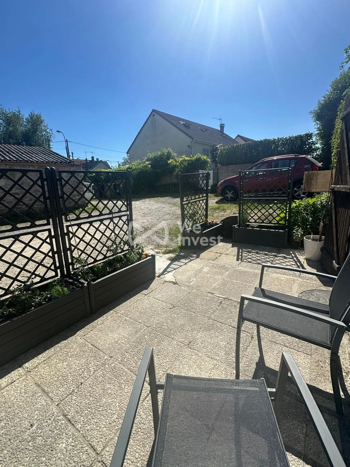 Maison ancienne à vendre à Mouroux de 80 m² avec terrain et parking 