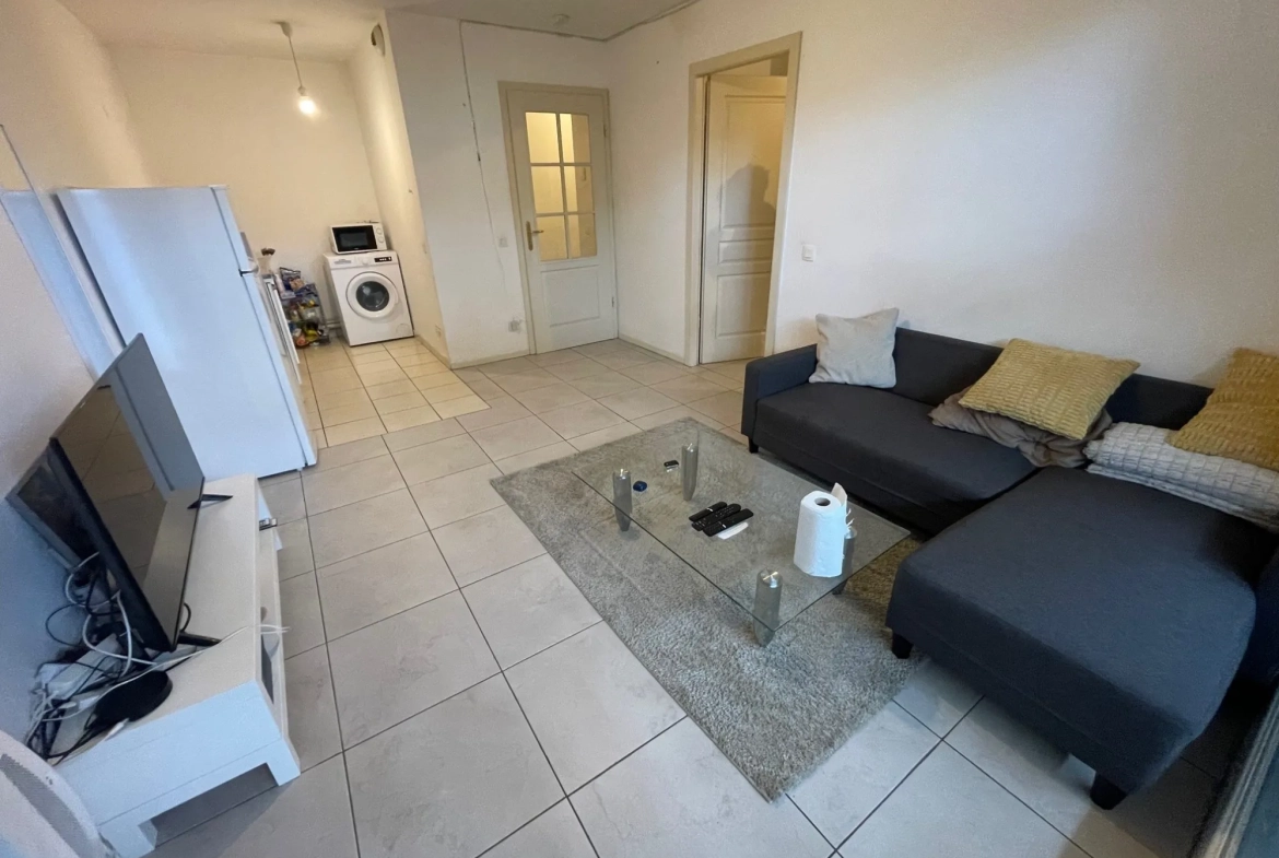 Appartement 2 pièces à Strasbourg Cronenbourg avec parking privé - Investissement locatif 
