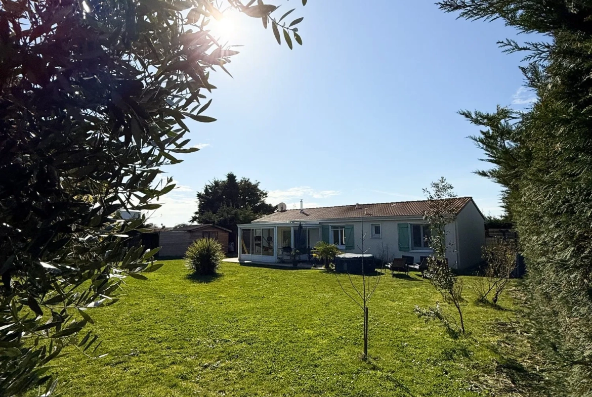 Maison de plain-pied rénovée avec jardin à l'Île d'Olonne 