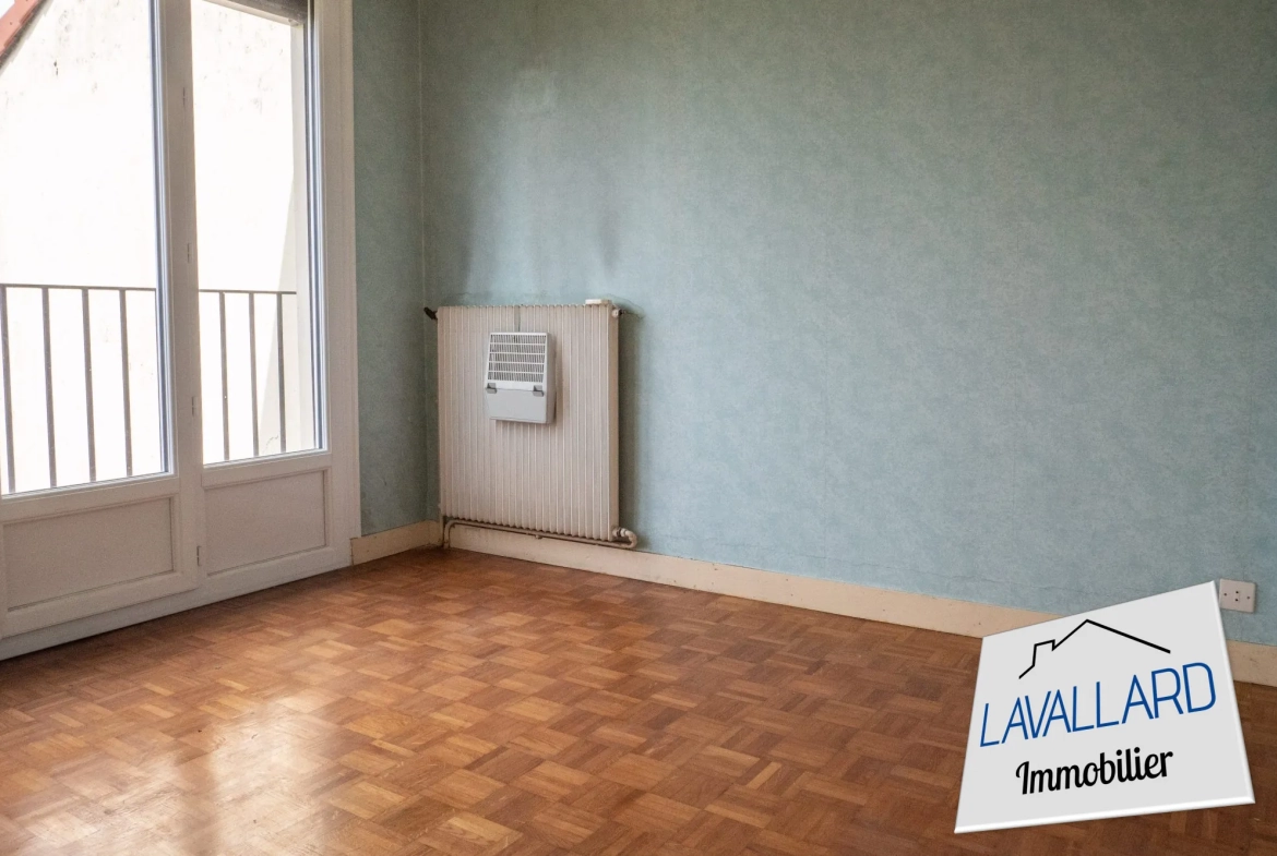 Maison 3 chambres à Longueau avec garage et terrain clos - Opportunité à saisir 