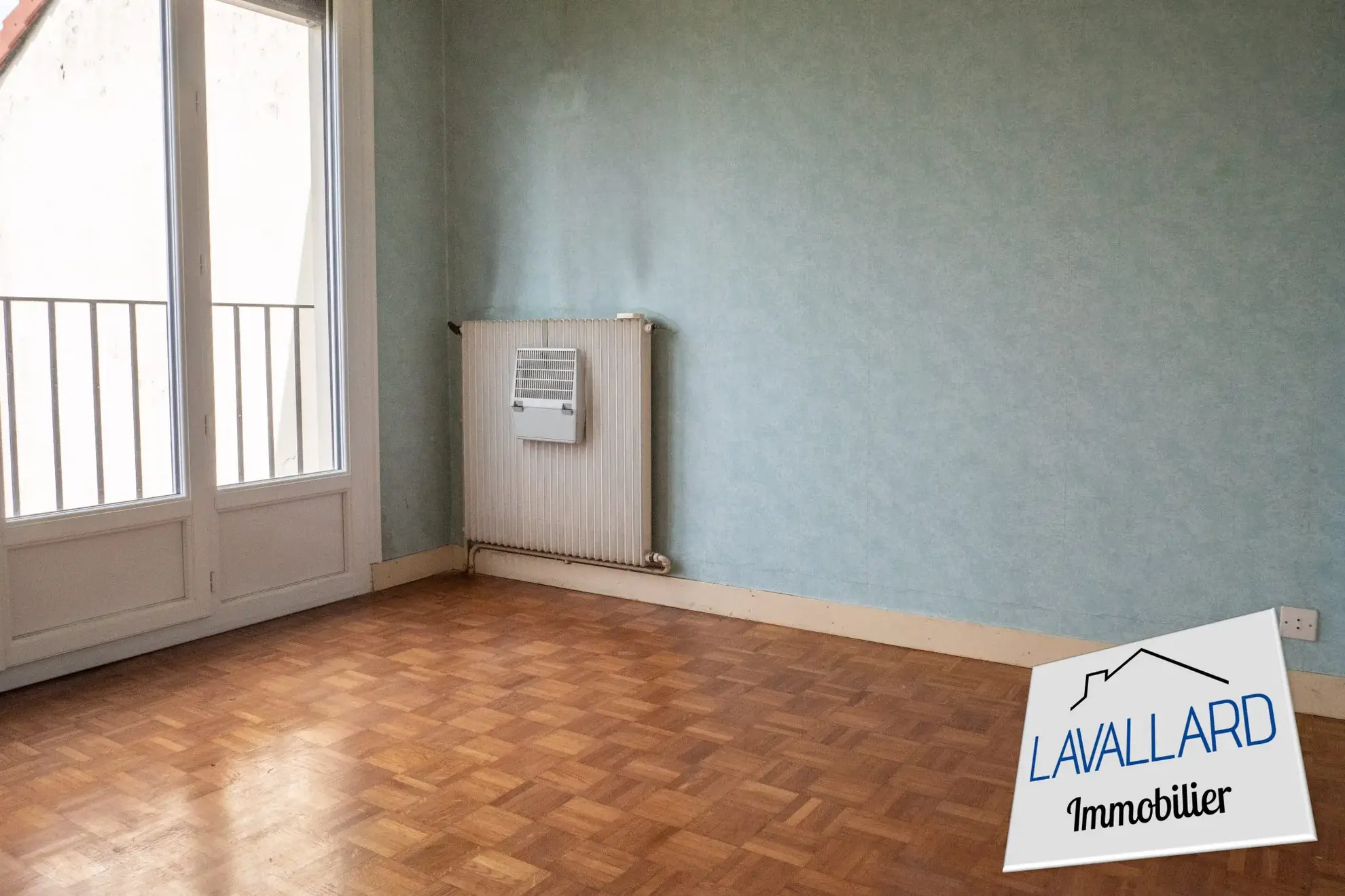 Maison 3 chambres à Longueau avec garage et terrain clos - Opportunité à saisir 