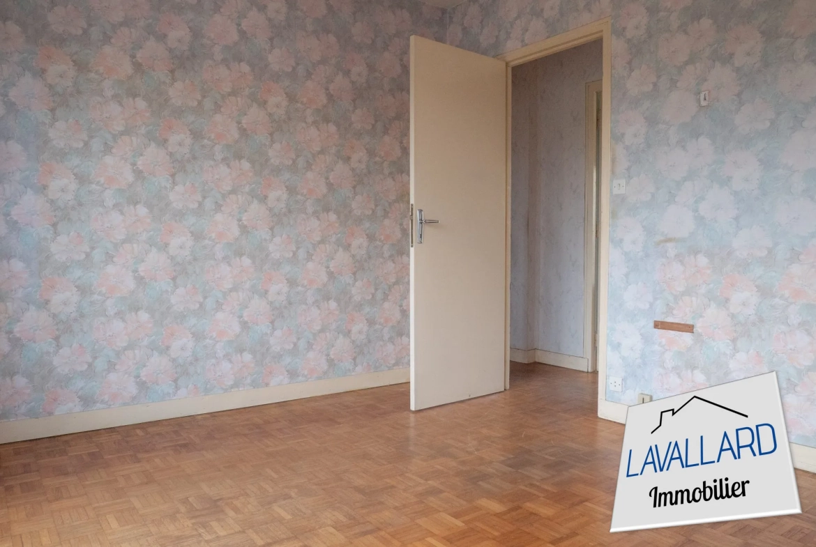 Maison 3 chambres à Longueau avec garage et terrain clos - Opportunité à saisir 