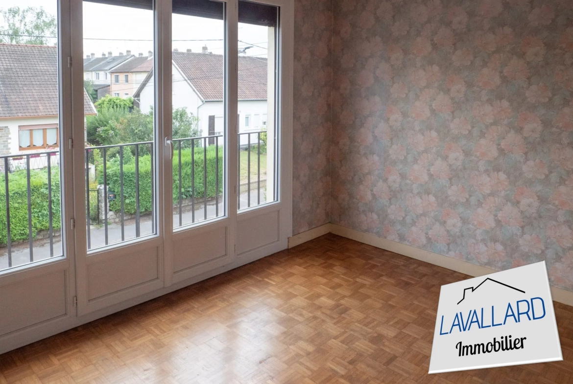 Maison 3 chambres à Longueau avec garage et terrain clos - Opportunité à saisir 