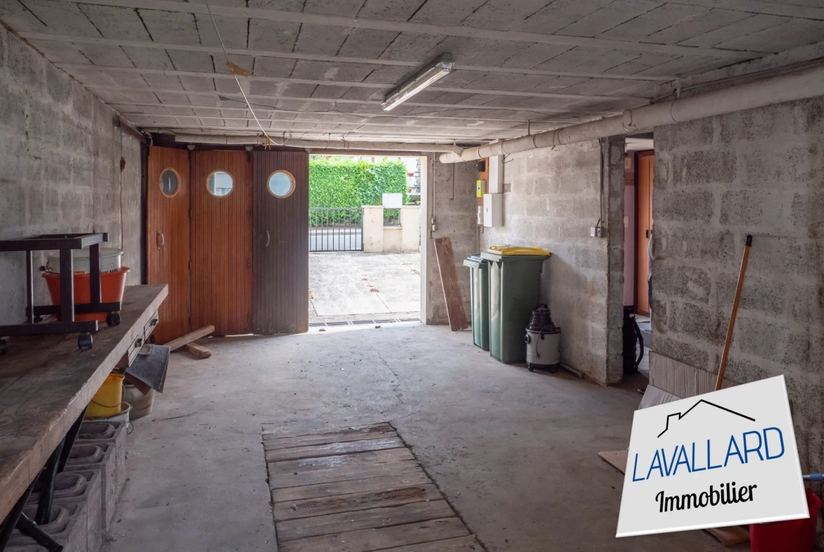 Maison 3 chambres à Longueau avec garage et terrain clos - Opportunité à saisir 