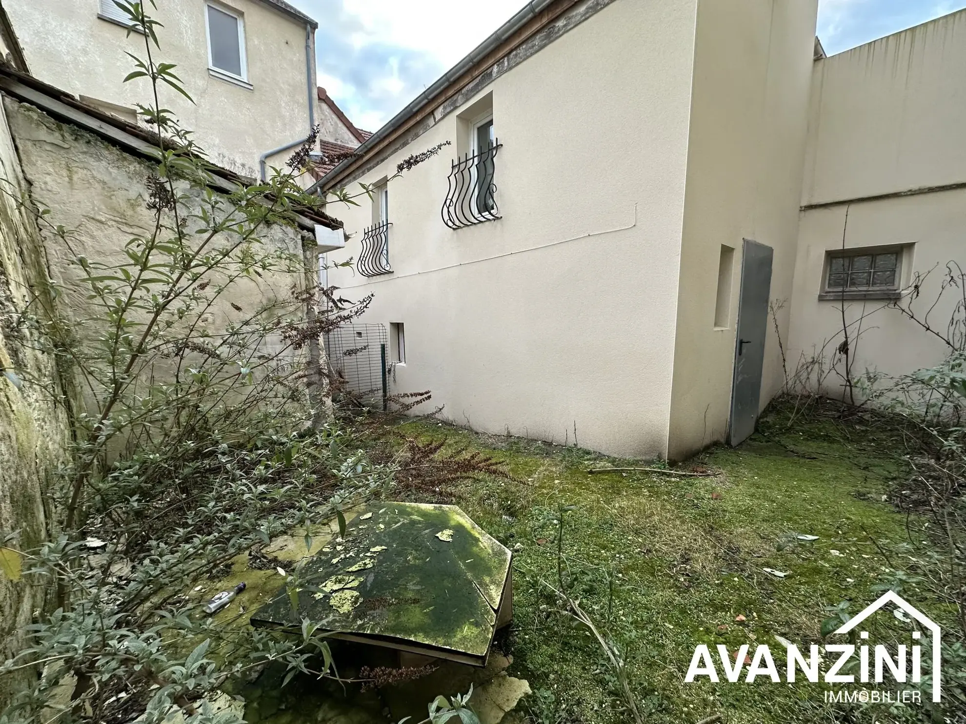 Charmant appartement T2/3 avec jardin à Meaux, proximité des commodités 