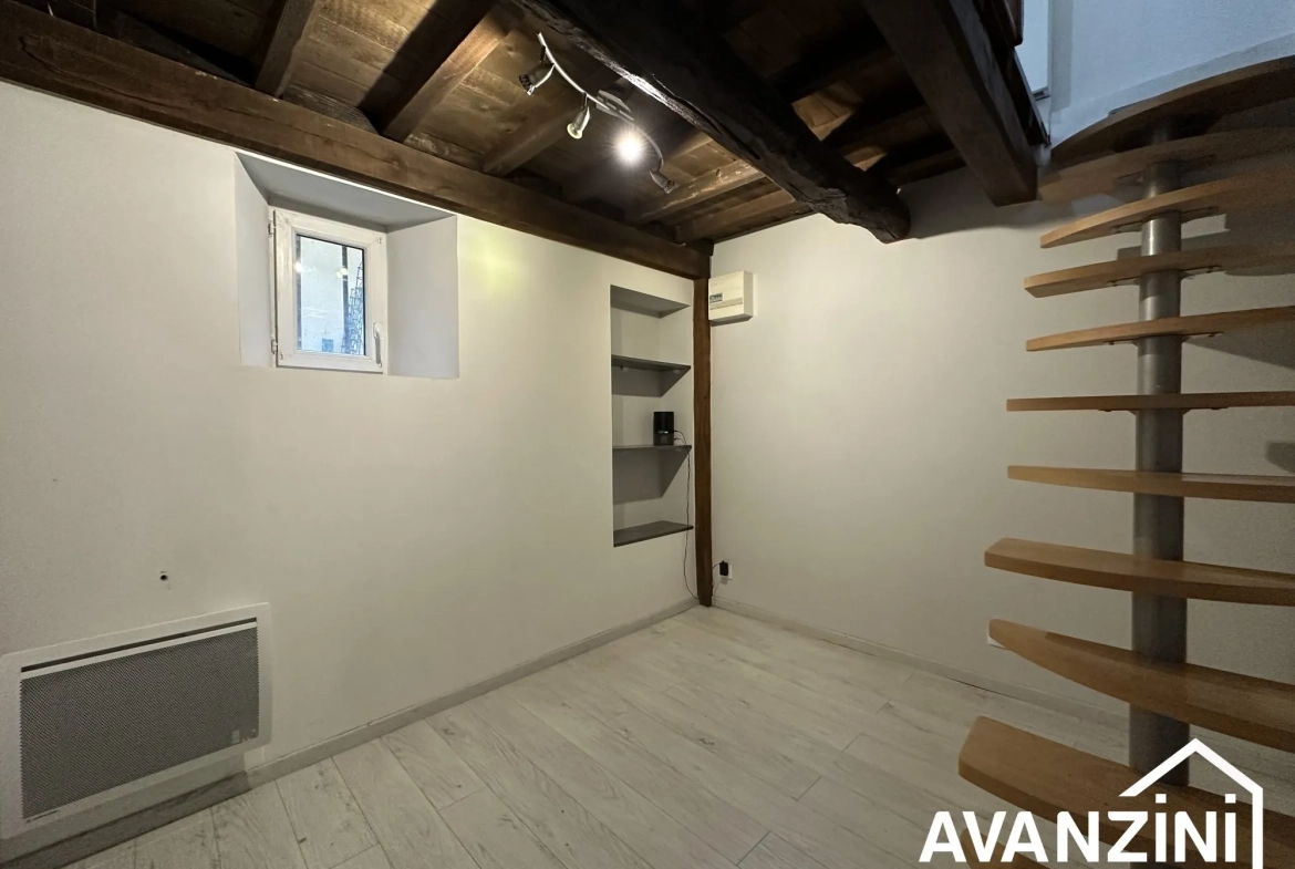 Charmant appartement T2/3 avec jardin à Meaux, proximité des commodités 