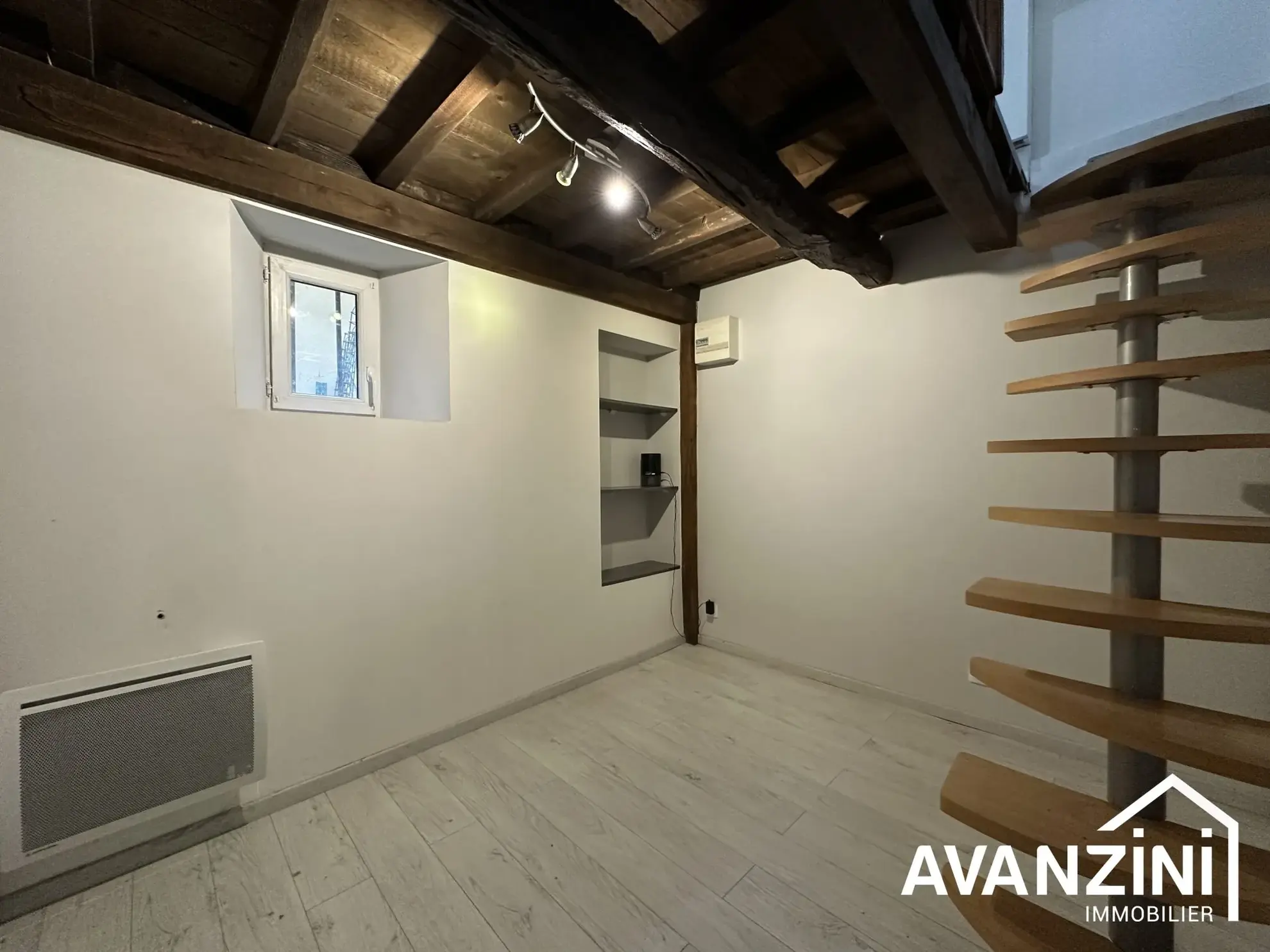 Charmant appartement T2/3 avec jardin à Meaux, proximité des commodités 
