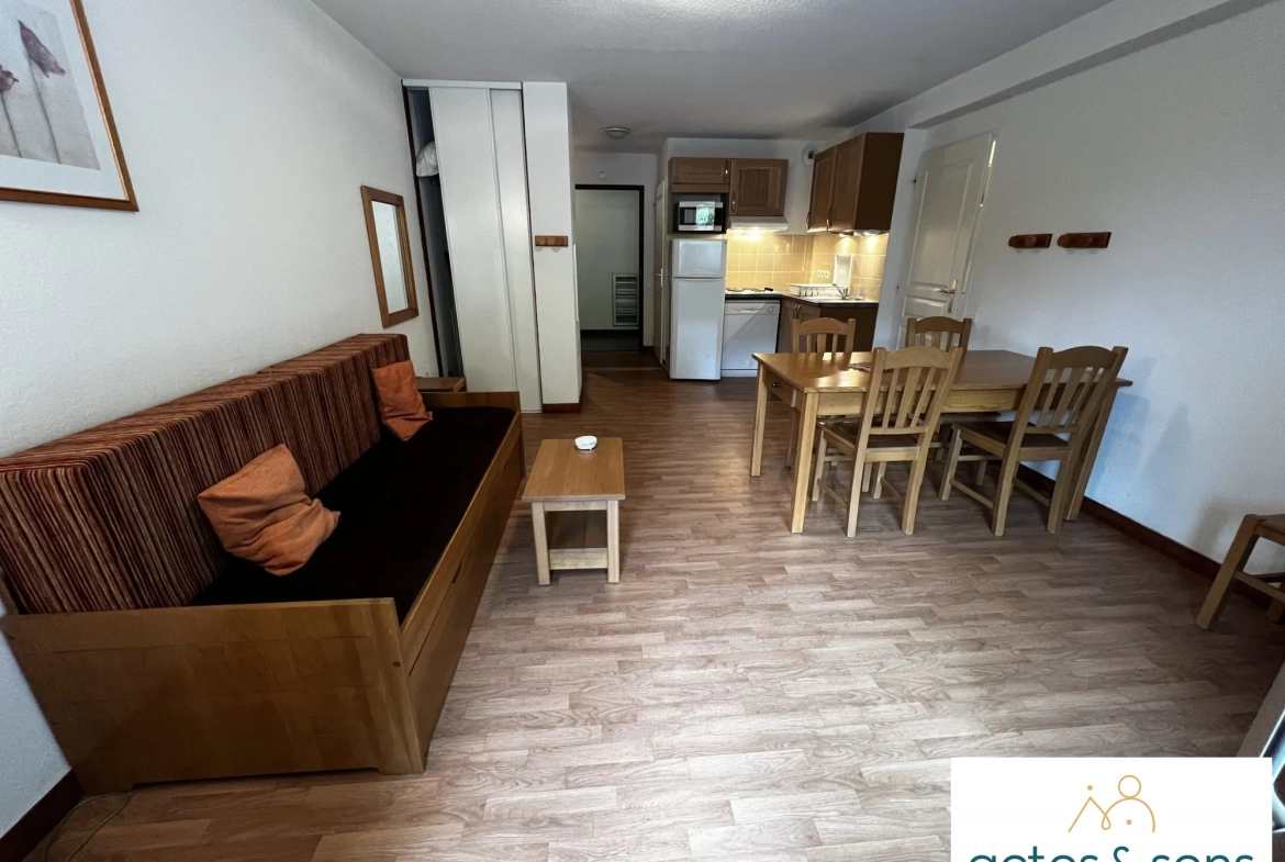 Appartement PMR dans le domaine des Sybelles avec piscine et accès ski à 50m 