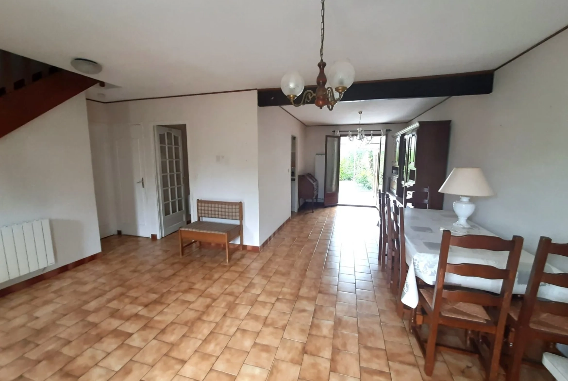 Vente maison à Fécamp – 3 chambres, jardin, garage, secteur résidentiel 