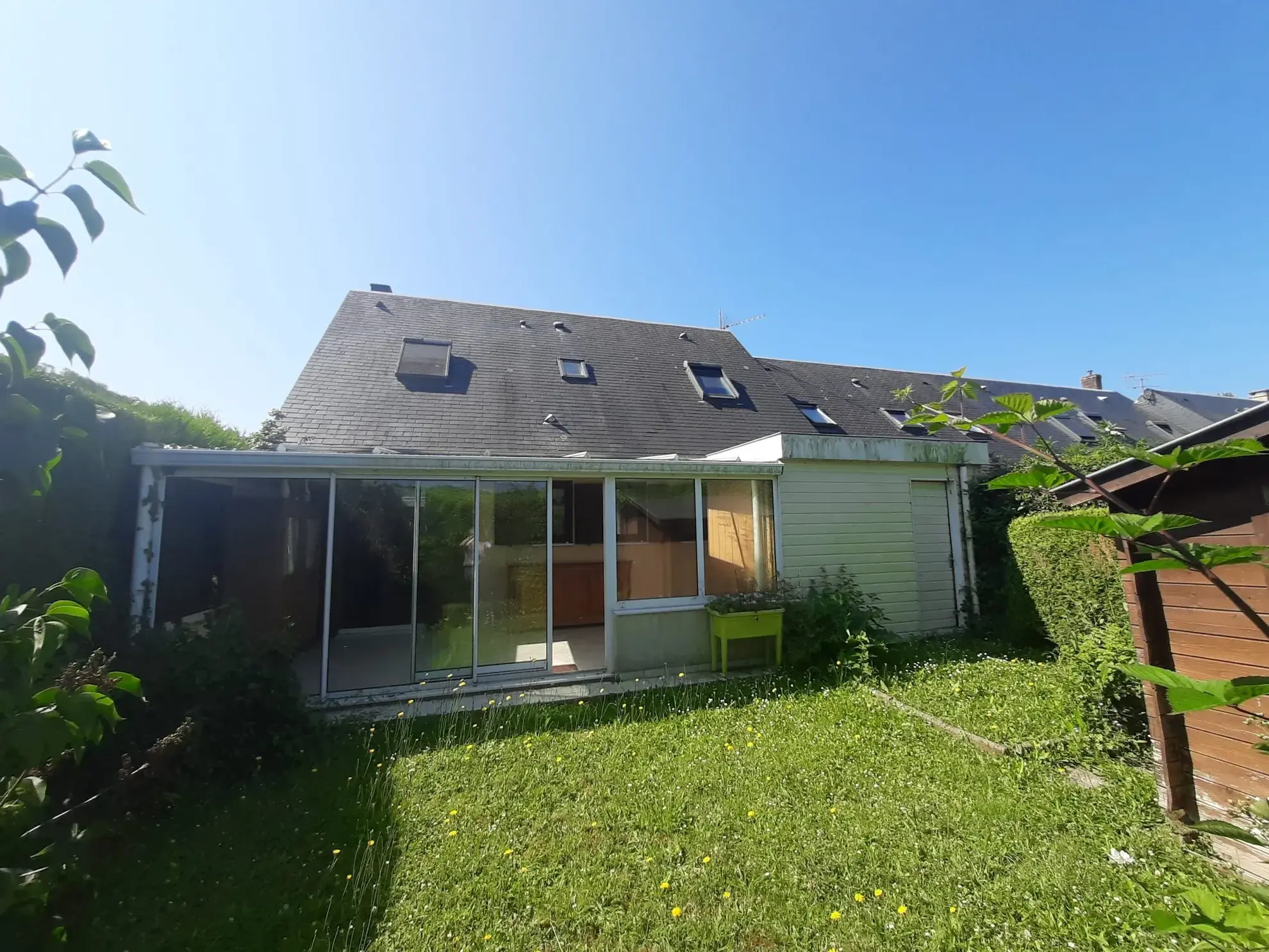 Vente maison à Fécamp – 3 chambres, jardin, garage, secteur résidentiel 