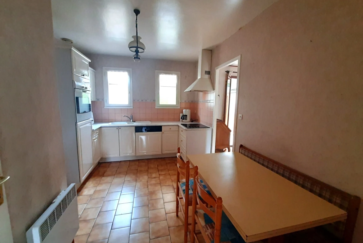 Vente maison à Fécamp – 3 chambres, jardin, garage, secteur résidentiel 