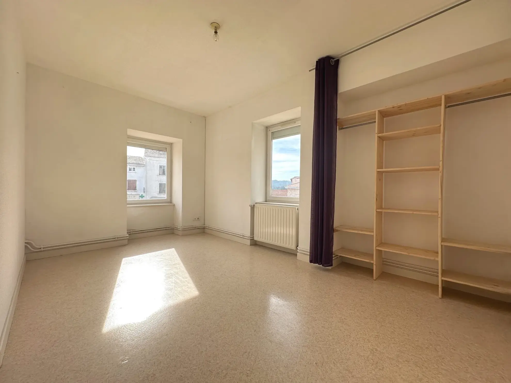 Appartement T3 lumineux à Belmont-de-la-Loire, parfait pour investissement ou premier achat 