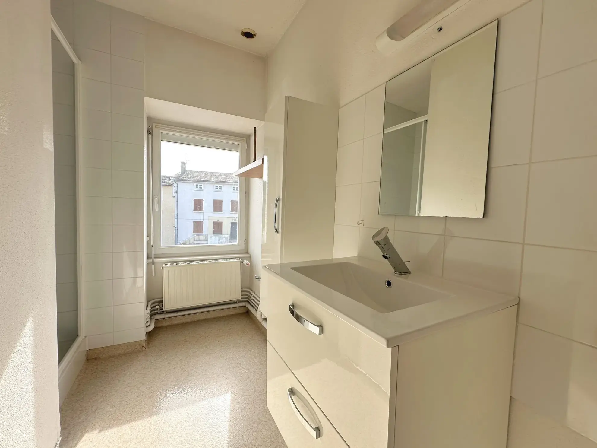 Appartement T3 lumineux à Belmont-de-la-Loire, parfait pour investissement ou premier achat 