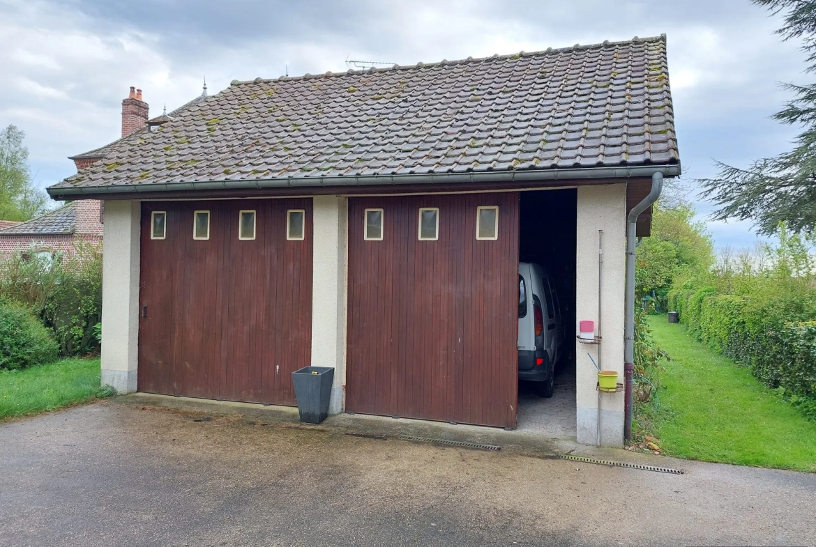 Achat maison 3 chambres avec garage et jardin à Bernaville près d'Abbeville 