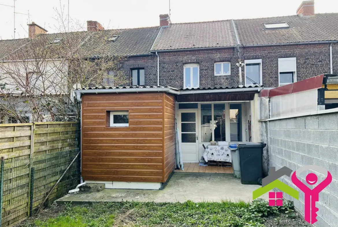 Maison mitoyenne lumineuse à Denain avec jardin et 2 chambres 