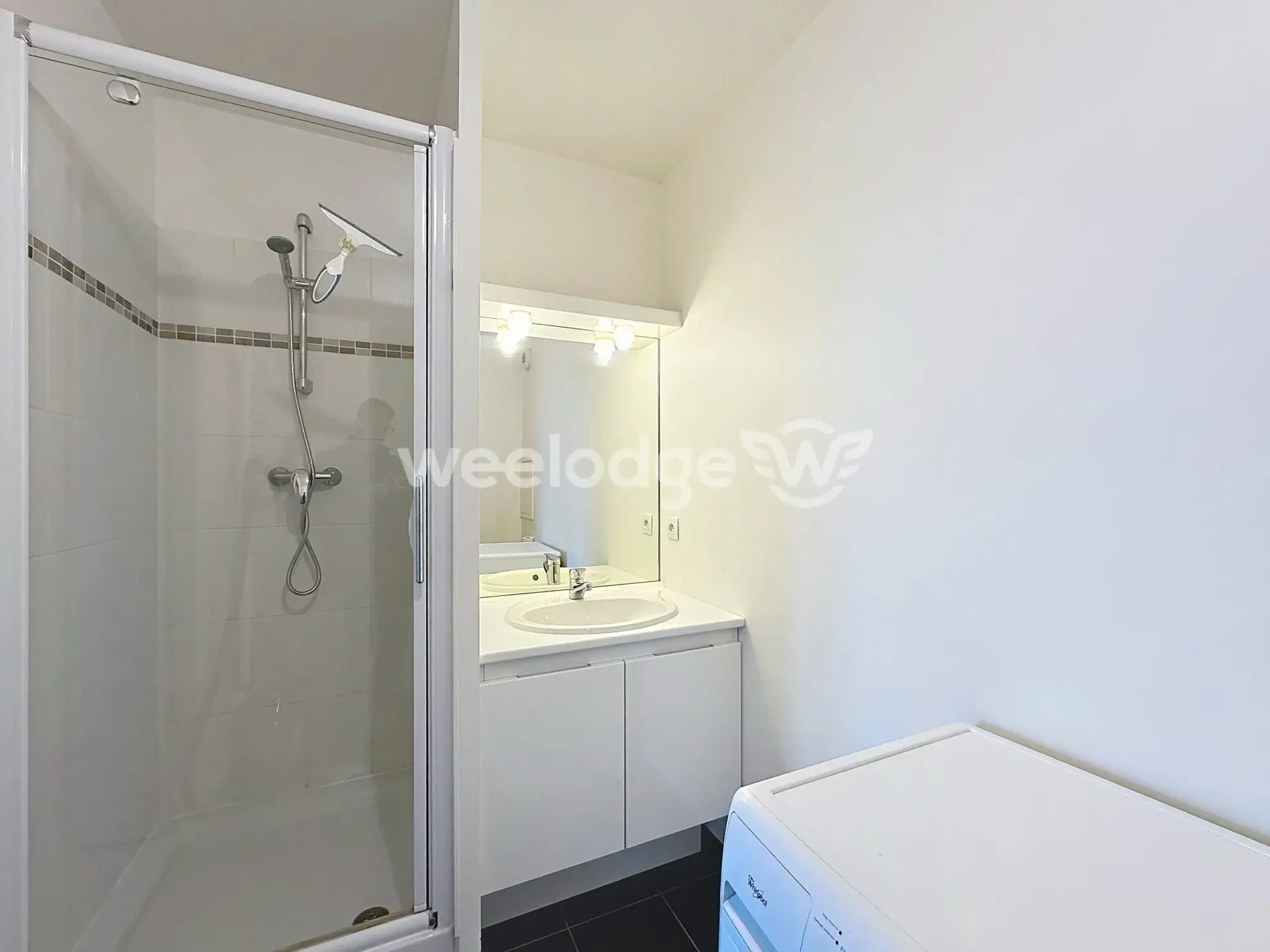 Bel appartement T2 moderne avec balcon à Vauréal - Standing et proximité des commodités 