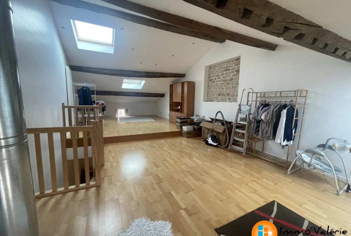 Belle maison de ville rénovée avec jardin à Mirecourt - 4 chambres 