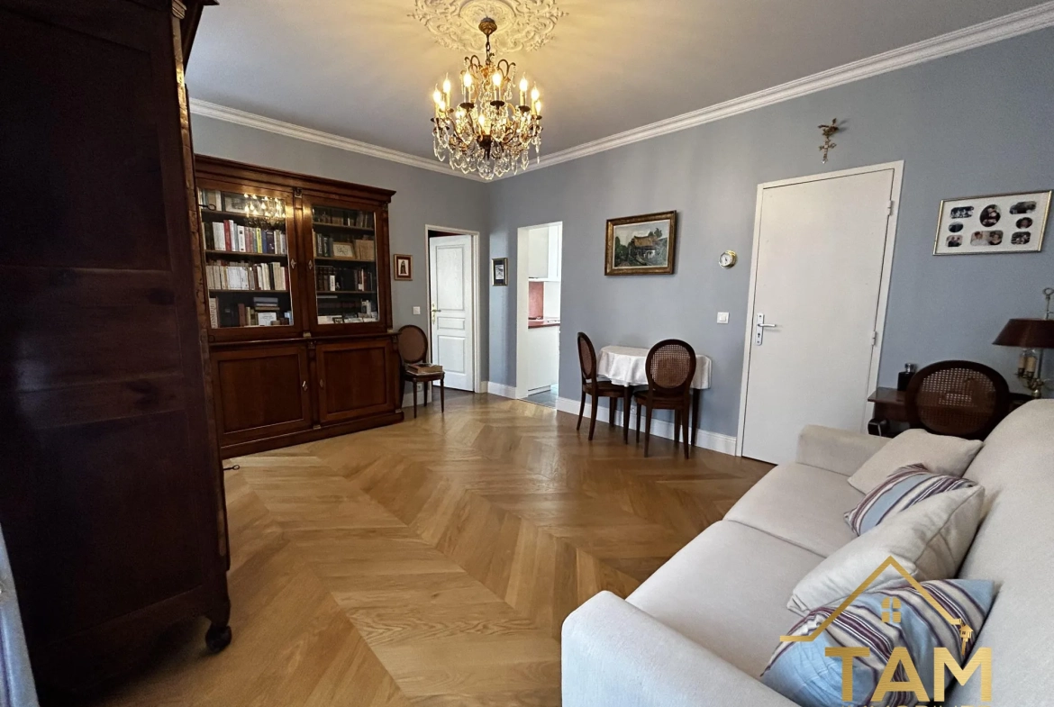 Achat appartement 2 pièces à Saint-Cyr-l'École, proche gare et commerces 