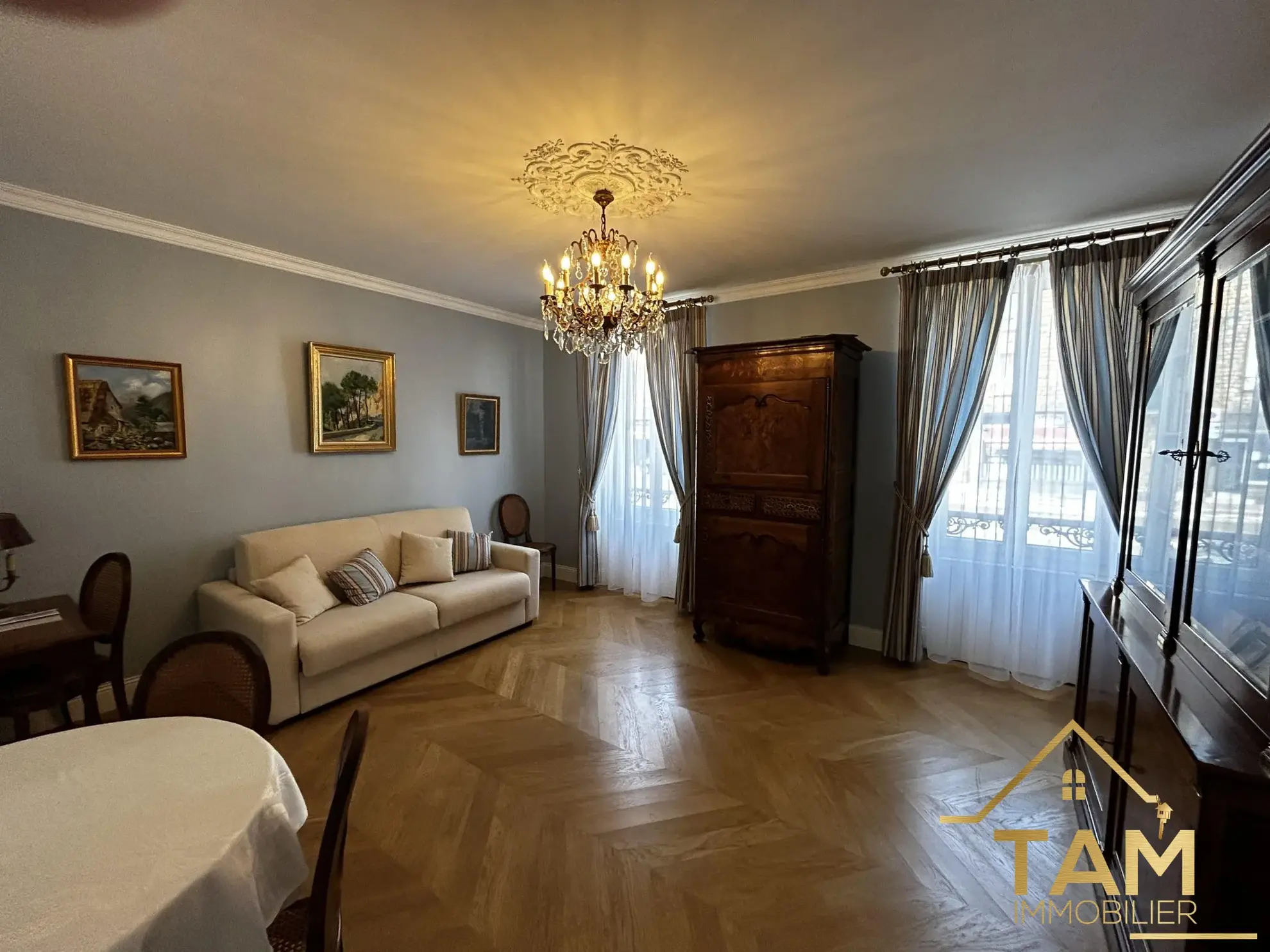 Achat appartement 2 pièces à Saint-Cyr-l'École, proche gare et commerces 
