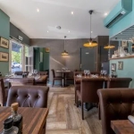 Restaurant à Pessac avec deux niveaux et grande capacité - Opportunité à saisir