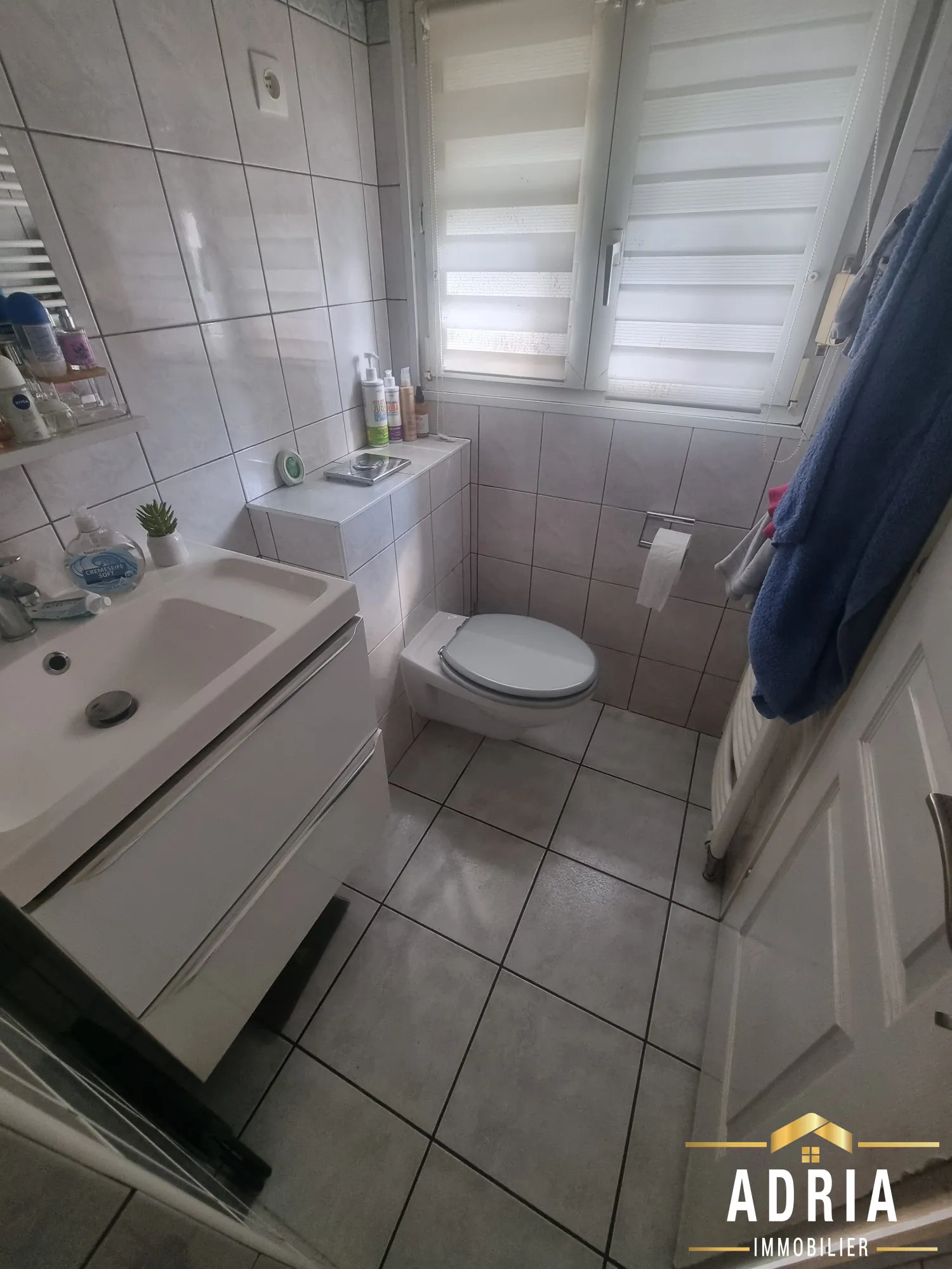 A vendre maison mitoyenne rénovée à Villerupt avec 3 chambres et terrasse 