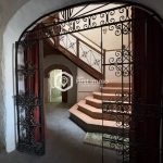 Maison de caractère avec cour intérieure, terrasse et potentiel touristique à Ille-sur-Têt
