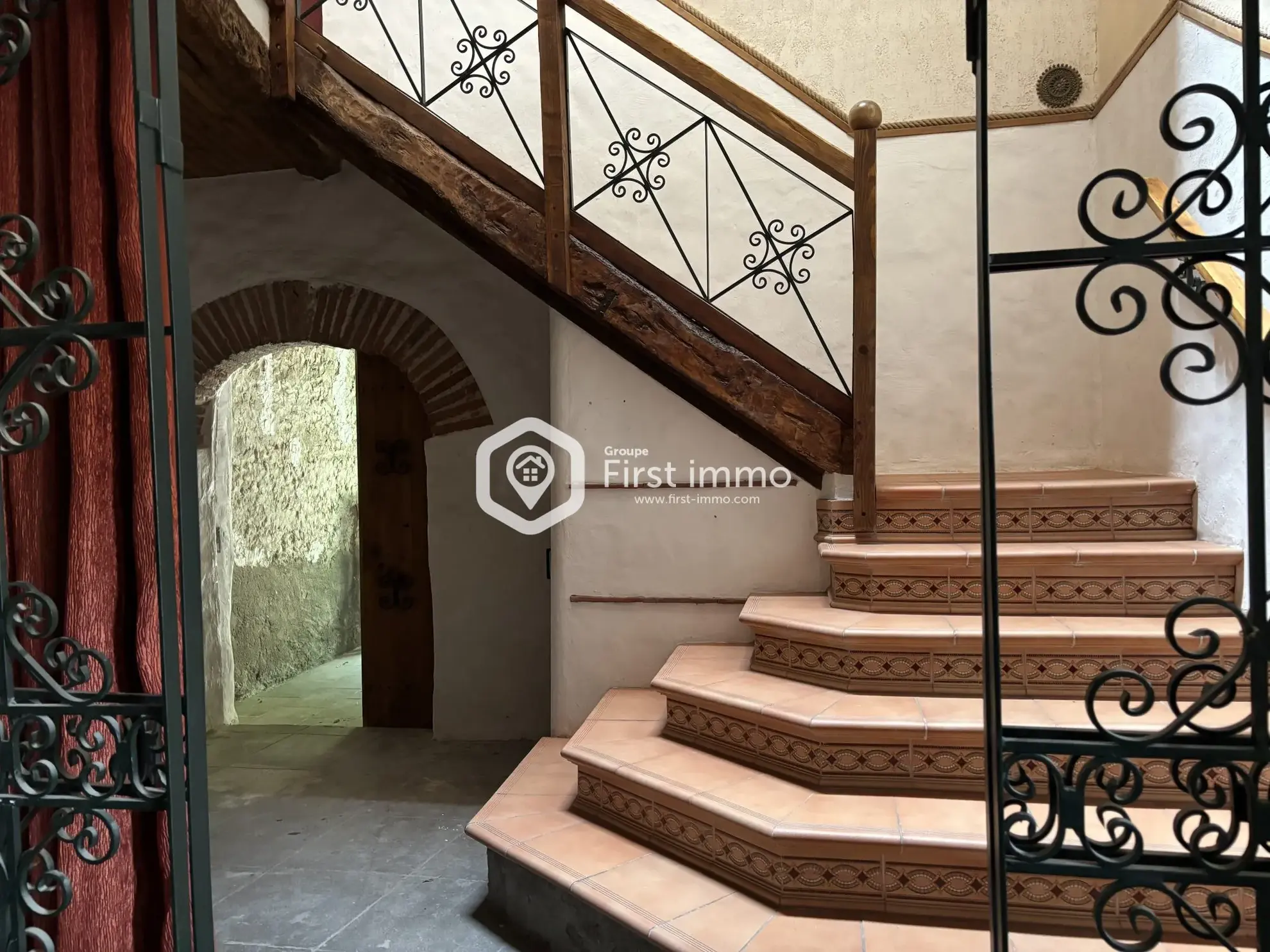 Maison de caractère avec cour intérieure, terrasse et potentiel touristique à Ille-sur-Têt 