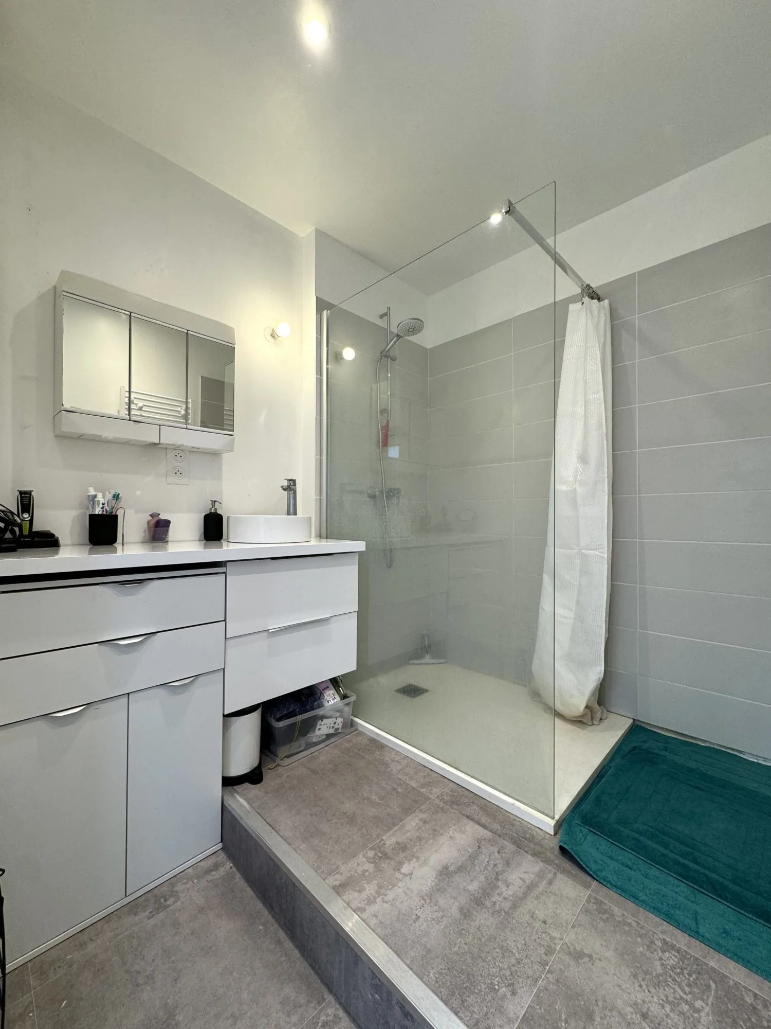 Appartement F3 bis à Rouen Rive-Droite, proche gare et Musée des Beaux-Arts 