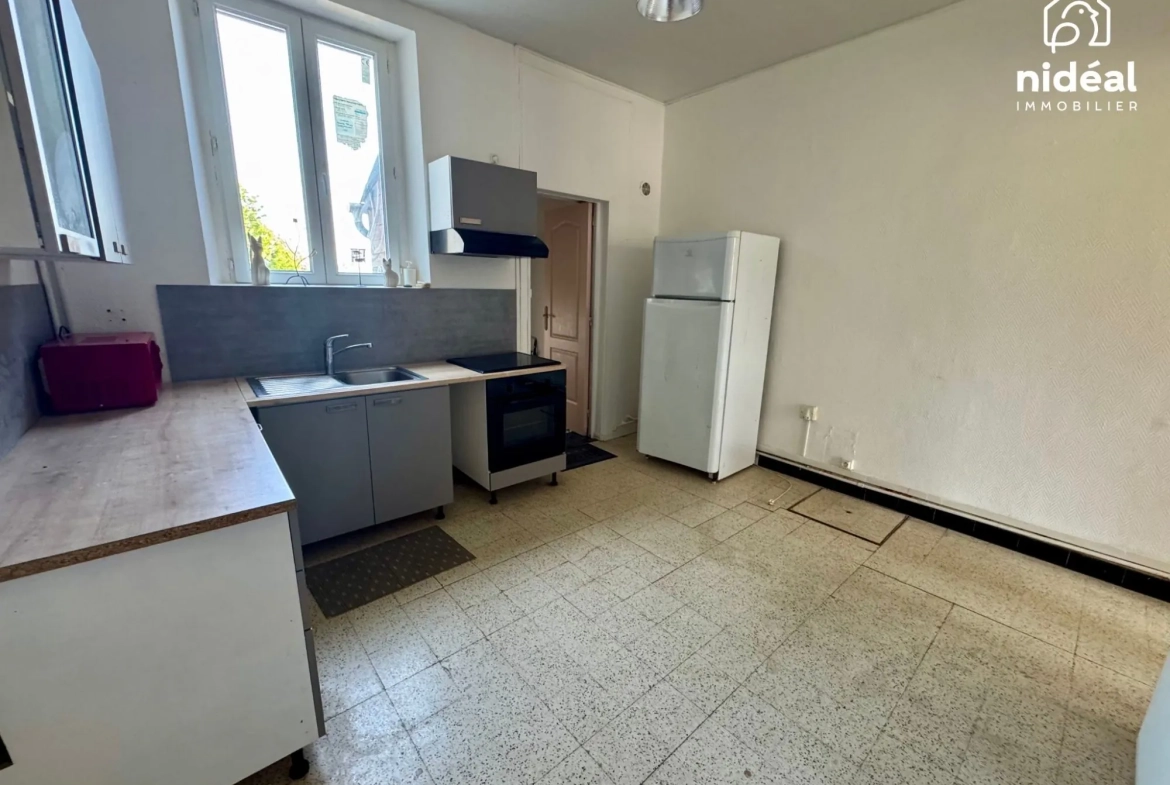 Maison mitoyenne à Rousies avec 3 chambres et cave - Bien à découvrir 