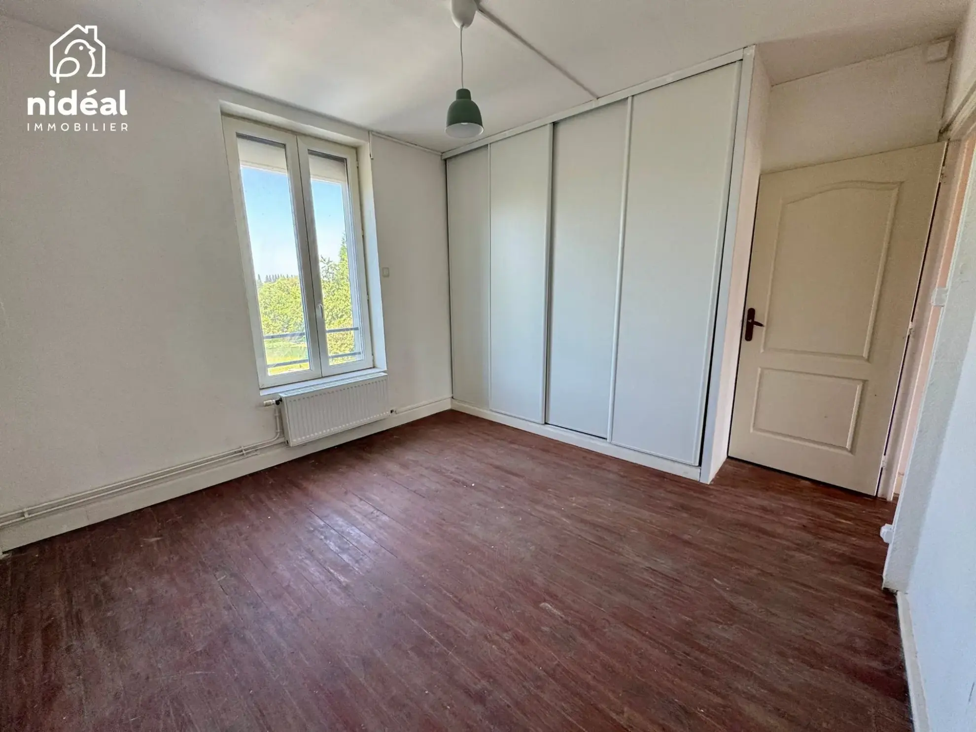 Maison mitoyenne à Rousies avec 3 chambres et cave - Bien à découvrir 