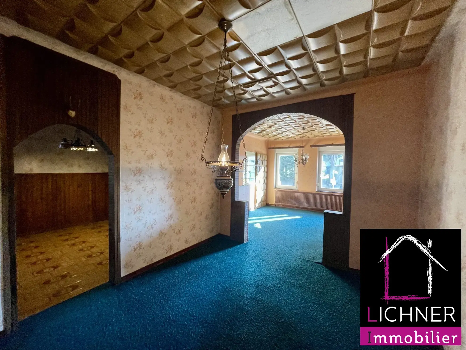 Maison à rénover de 176 m² avec 6 chambres et jardin à L'Hôpital 