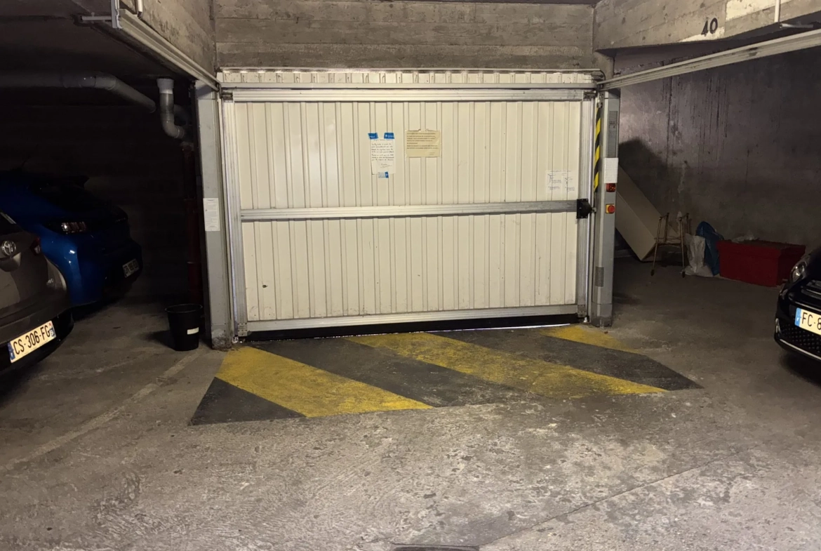 Parking sécurisé à Nogent-sur-Marne Rue Gustave Lebegue - Vente 