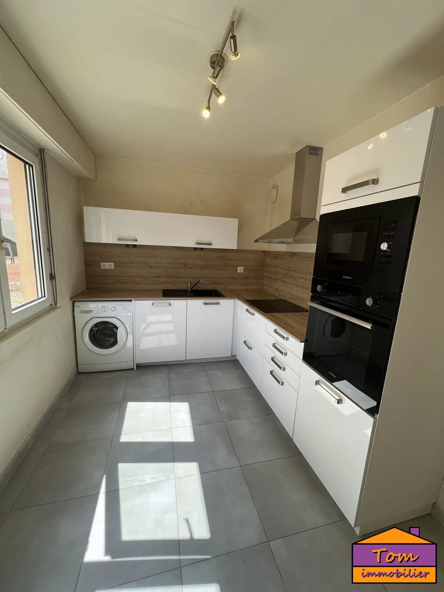 Appartement 3 pièces à vendre à Colmar - 76 m² avec balcon et garage 