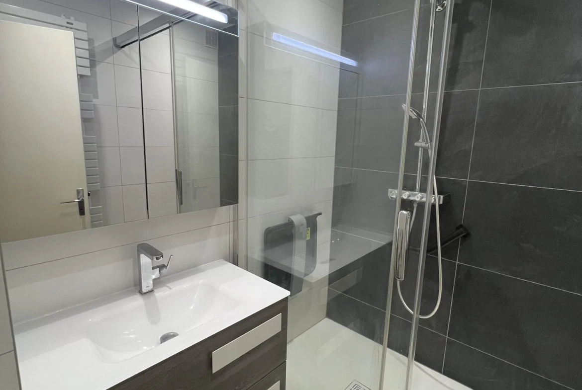 Appartement 3 pièces à vendre à Colmar - 76 m² avec balcon et garage 