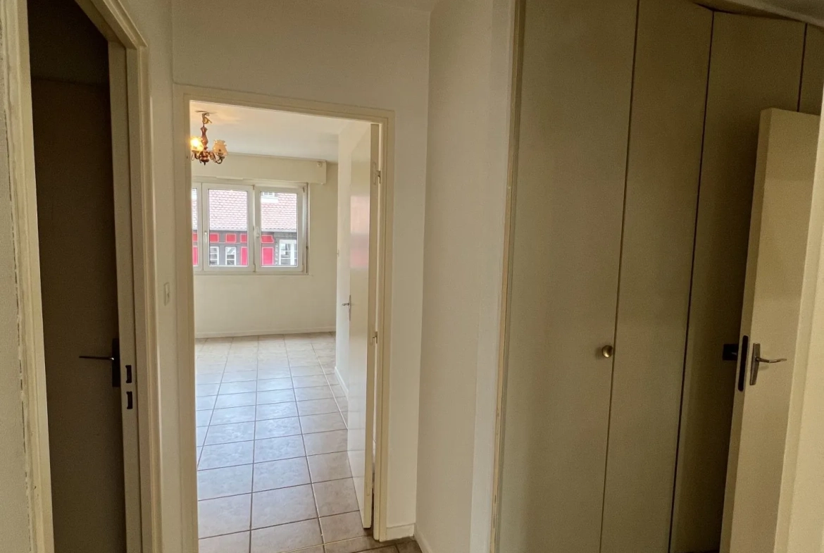 Appartement 3 pièces à vendre à Colmar - 76 m² avec balcon et garage 