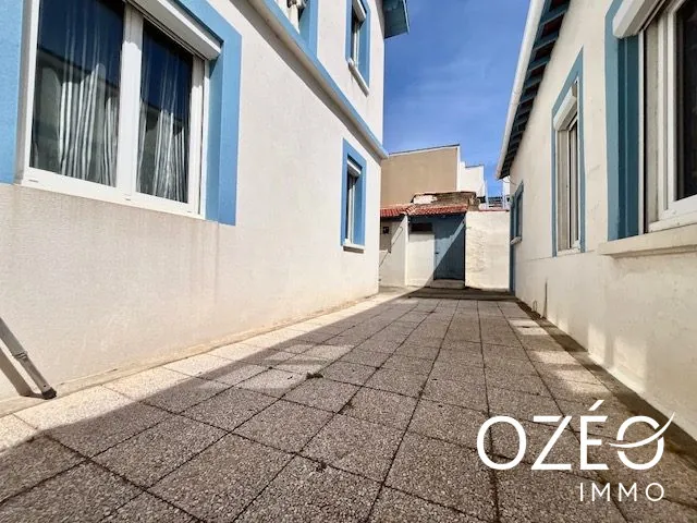 Appartement T2 avec cour à 200 m de la mer à Canet-en-Roussillon 