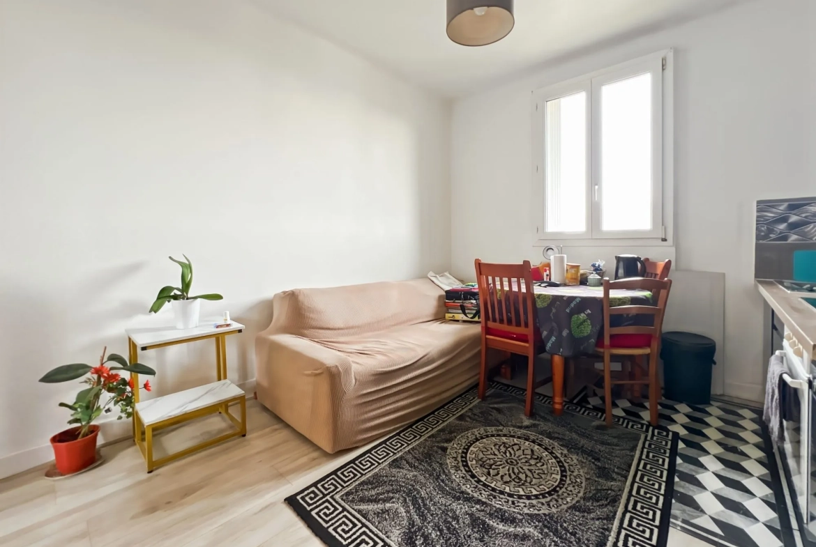 Charmant appartement 2 pièces de 30m² à Nanterre récemment rénové 