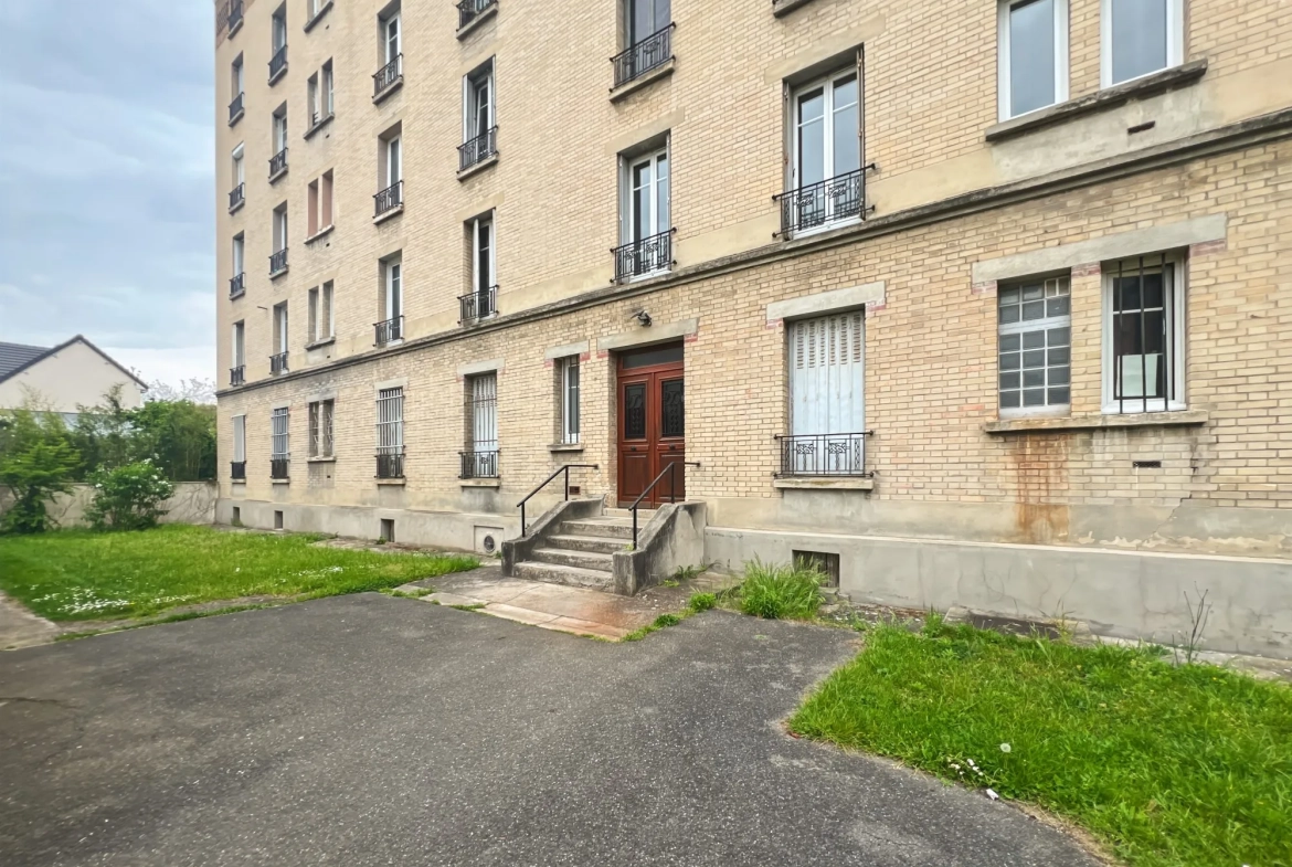 Charmant appartement 2 pièces de 30m² à Nanterre récemment rénové 