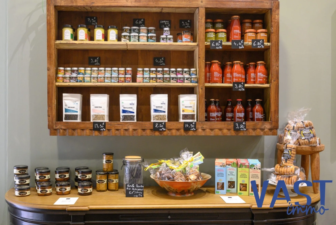 Reprise d’épicerie fine à Tourcoing : Investissez dans un lieu de passion hautement redeveloppable 