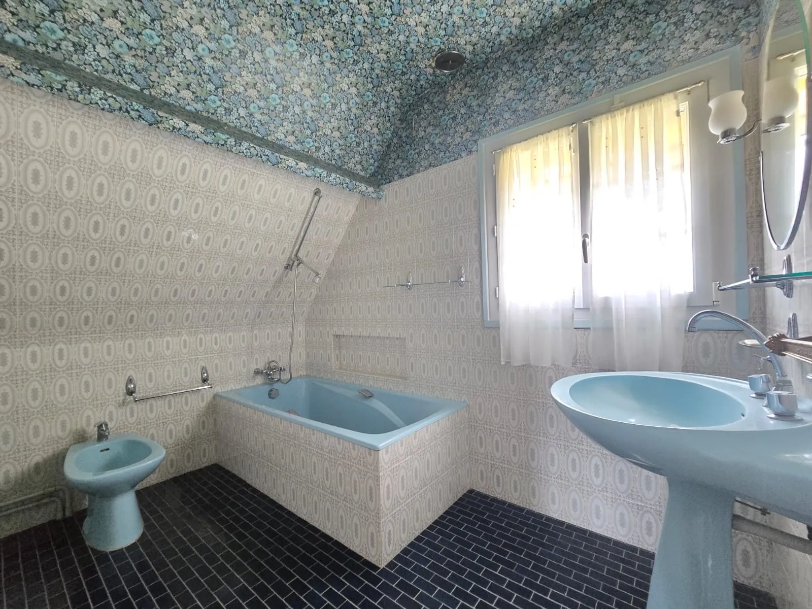 Maison à vendre à Les Baux-Sainte-Croix - 3 chambres, jardin, proche d'Évreux 