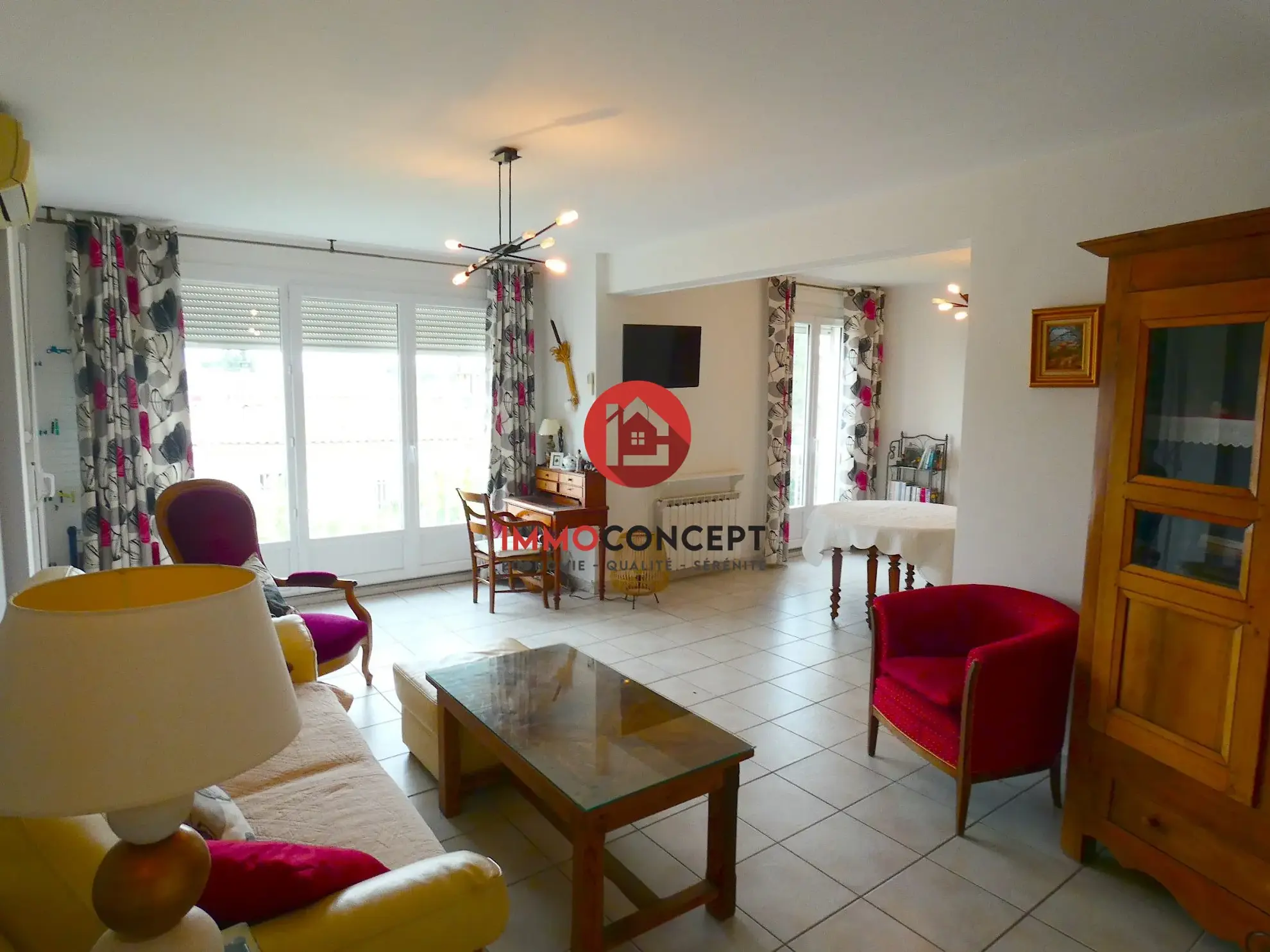 Appartement T4 lumineux avec terrasse et parking à Les Angles 